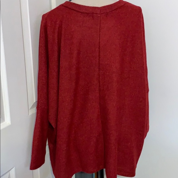 CHERISH BURGUNDY OVERSIZED BRUSHED RIBBED KNIT TOP - Picture 5 of 9